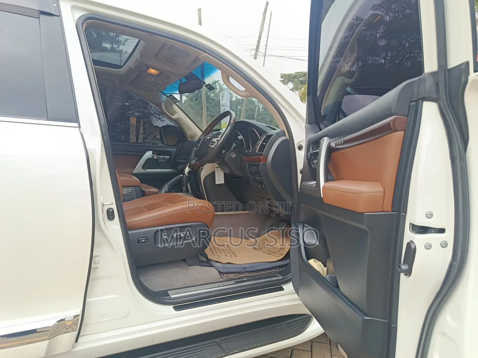 Toyota Land Cruiser 4.6 V8 ZX 2014 White