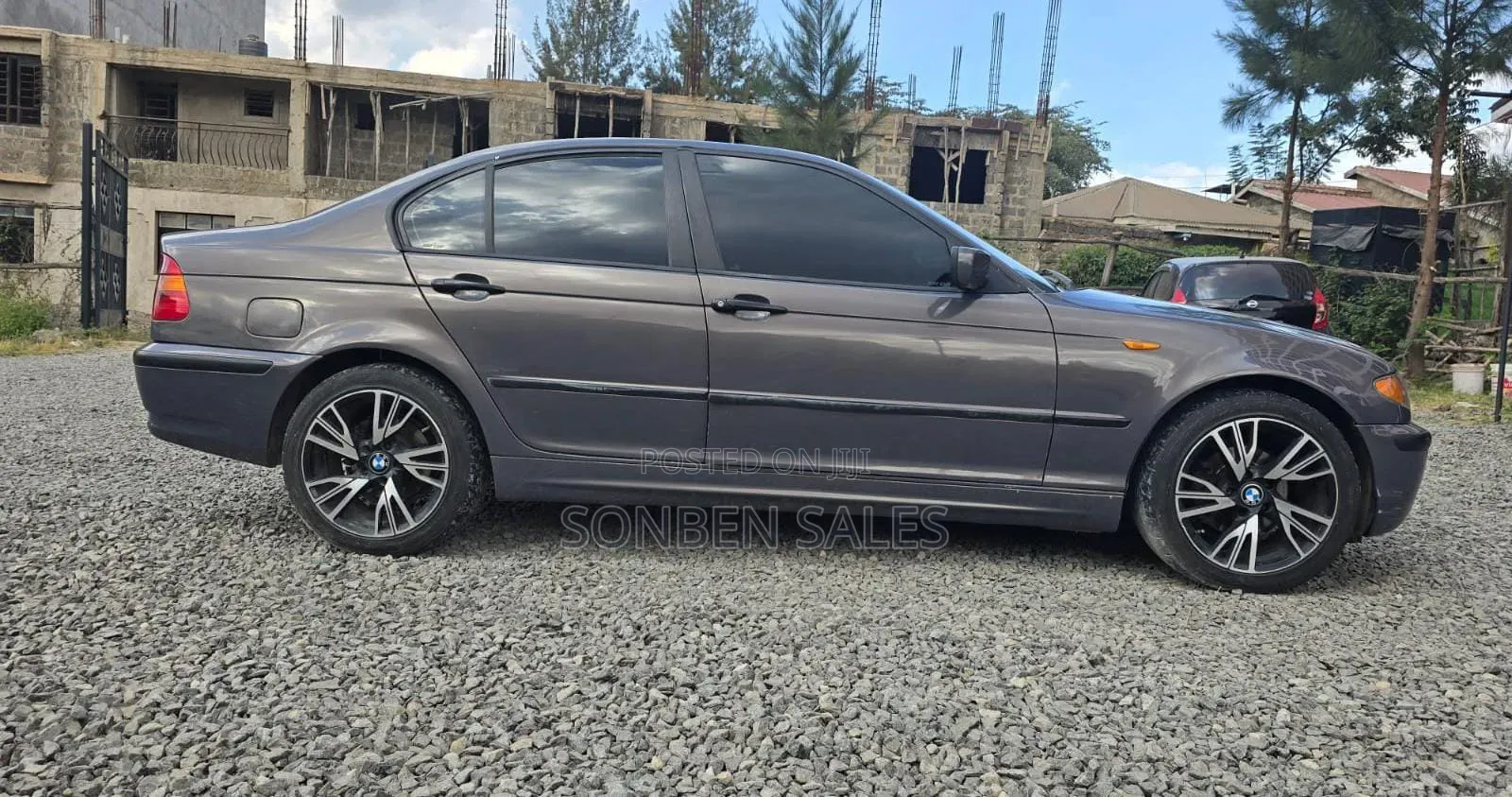 BMW 318i 2005 Gray