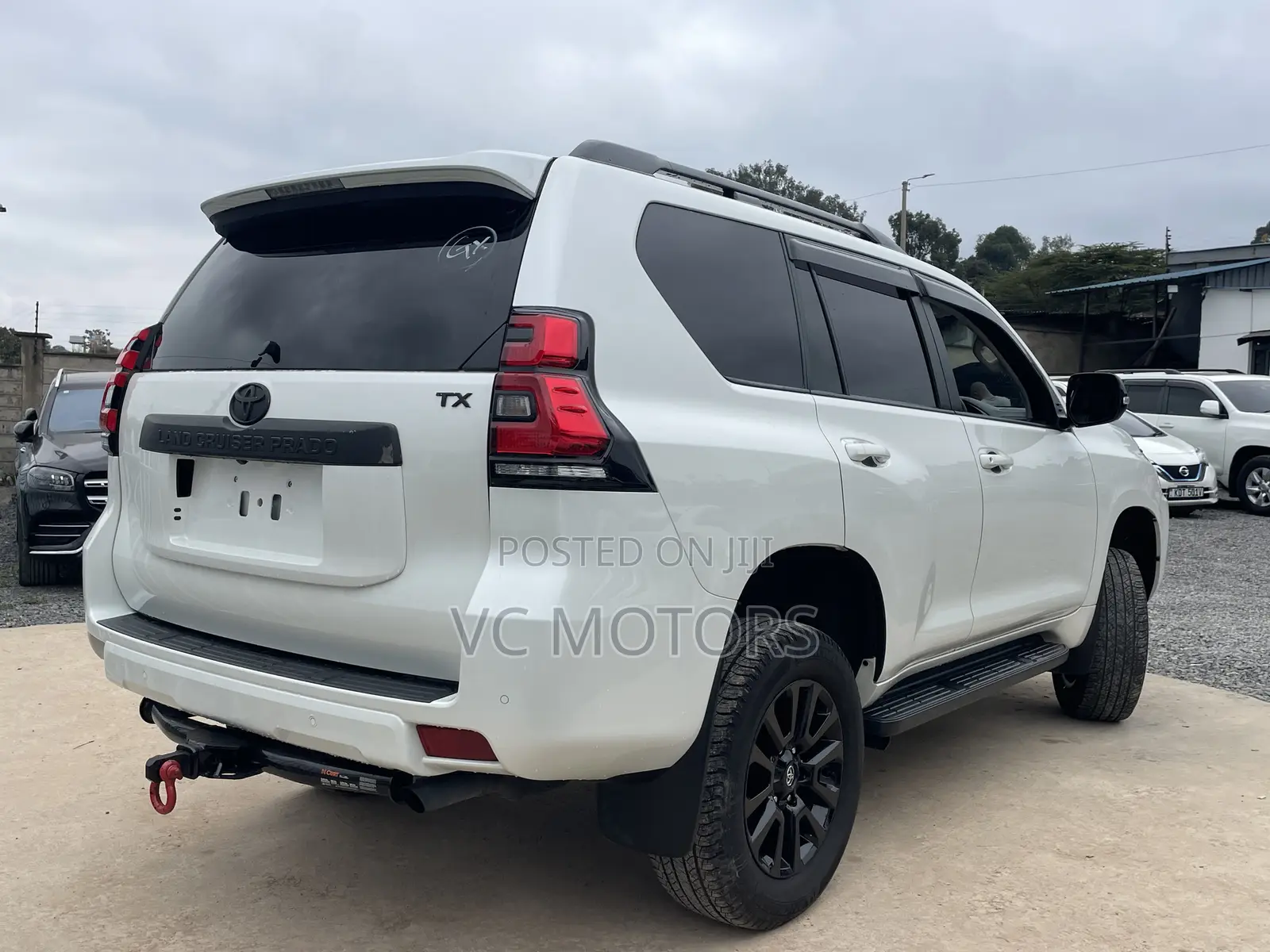 Toyota Land Cruiser Prado 2.7 2021 White