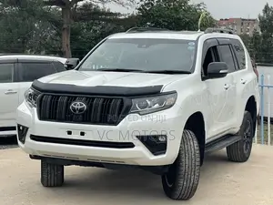 Toyota Land Cruiser Prado 2.7 2021 White