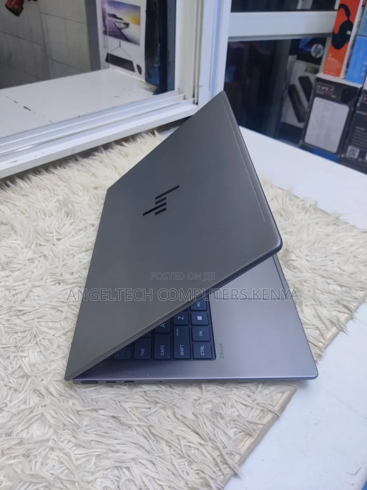 Laptop HP ZBook Firefly G8 32GB Intel SSD 1T