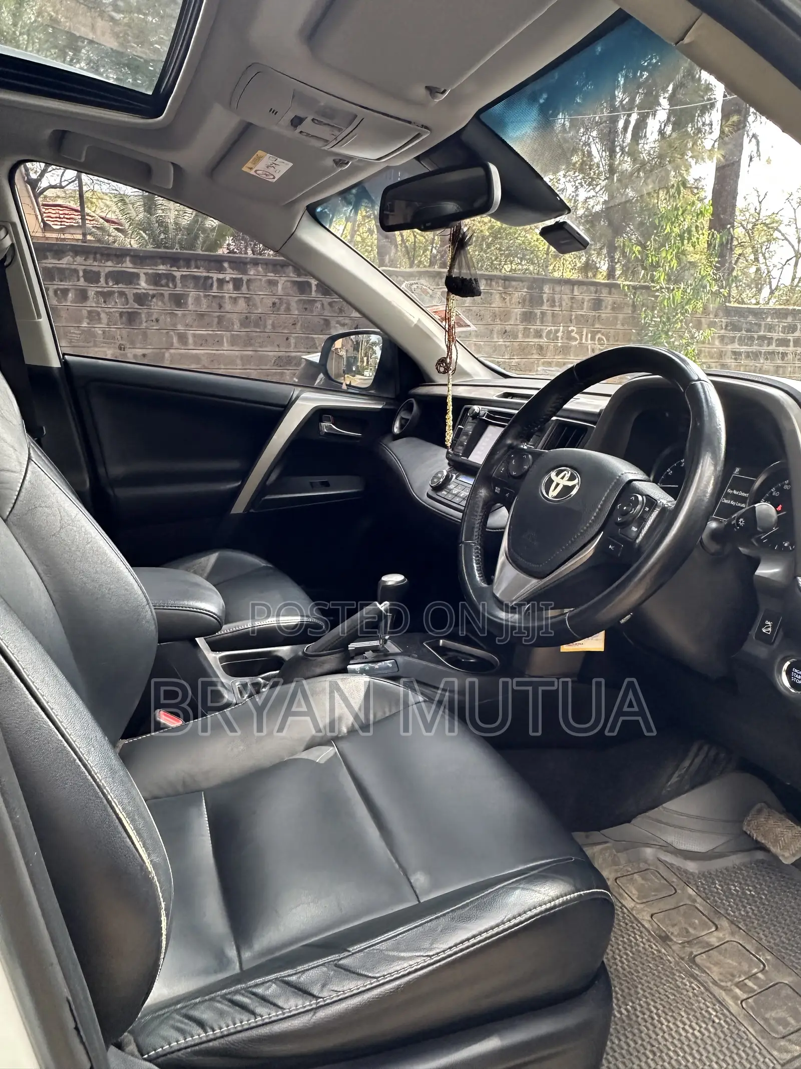 Toyota RAV4 2015 White