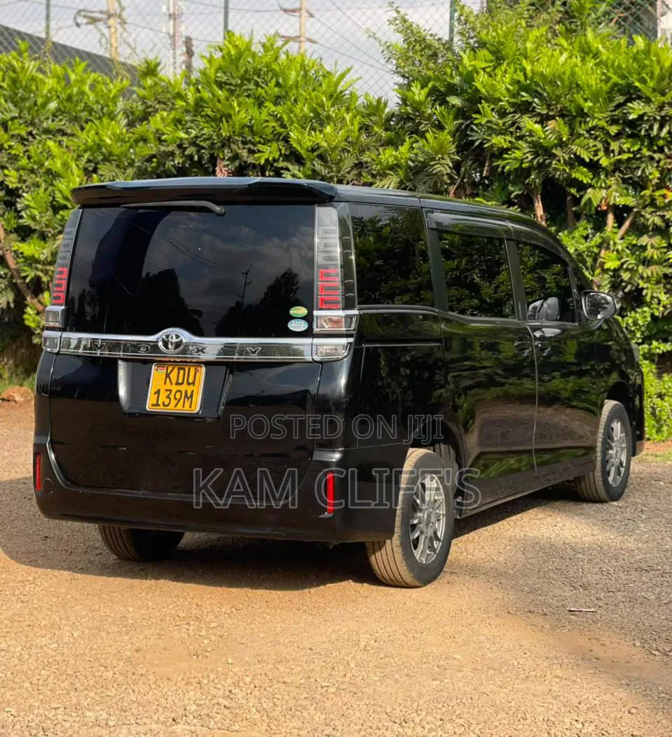 Toyota Noah 2020 Black