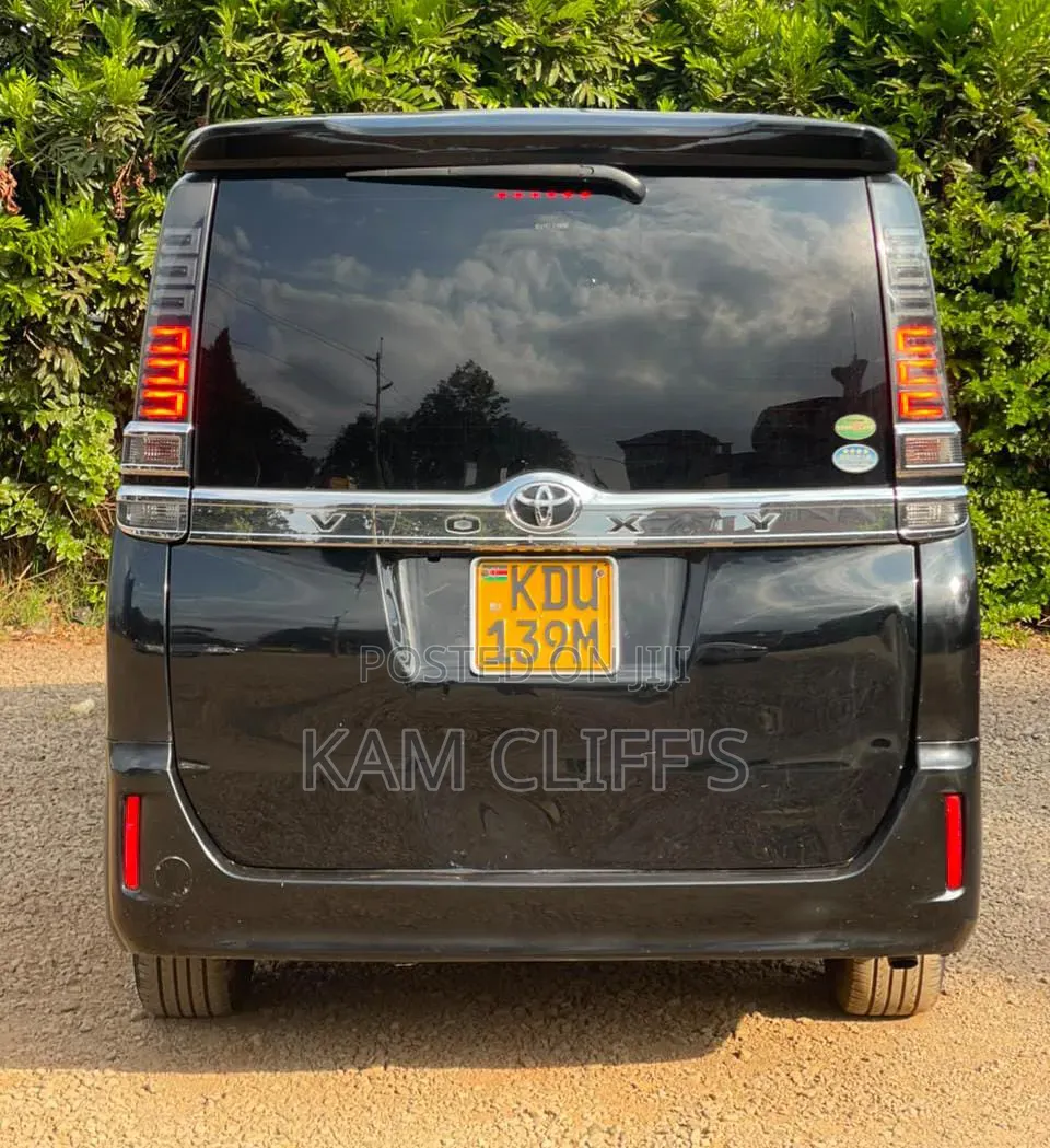 Toyota Noah 2020 Black