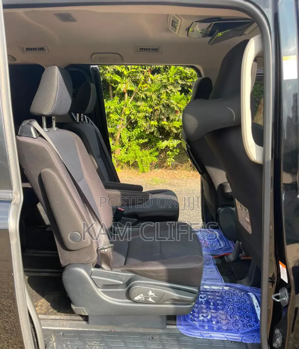 Toyota Noah 2020 Black