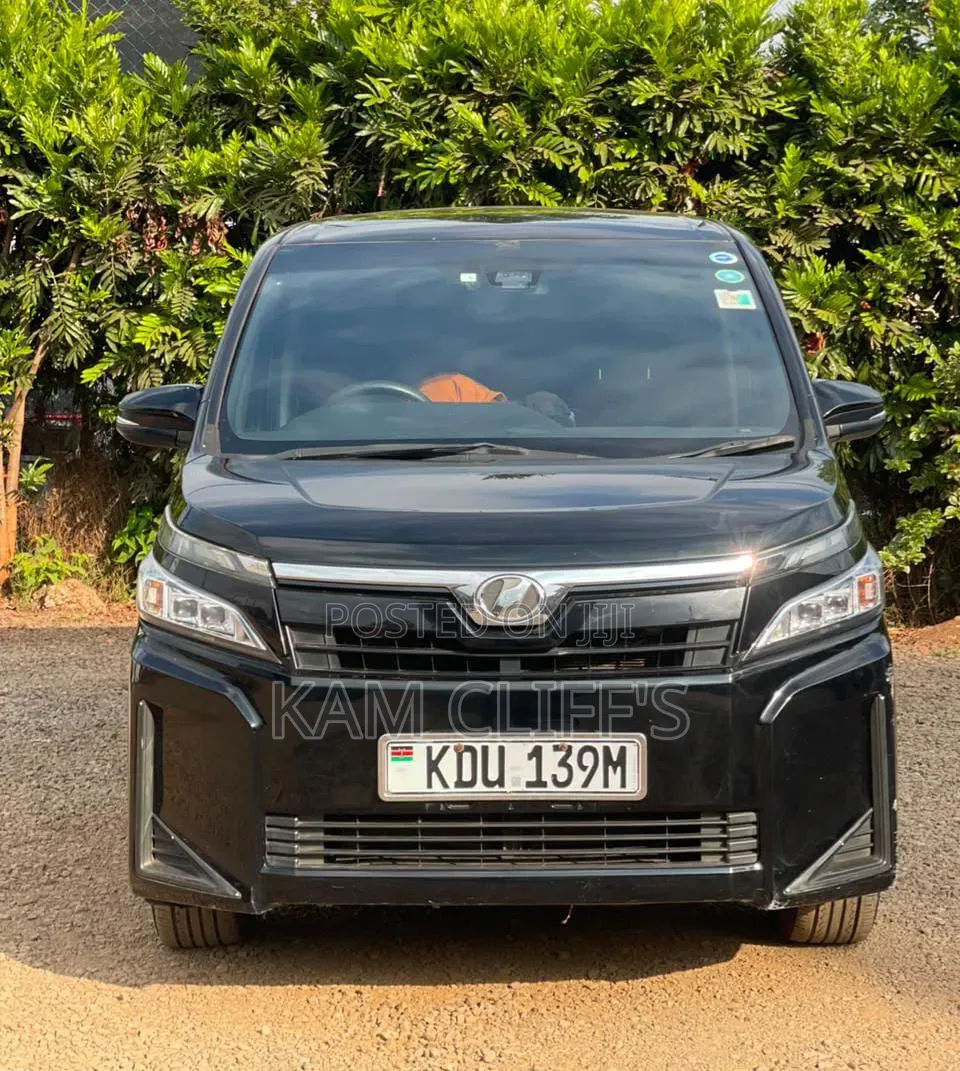 Toyota Noah 2020 Black