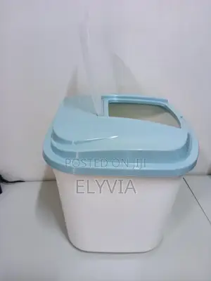10kg Rice/Cereal Bucket With Measuring Cup
