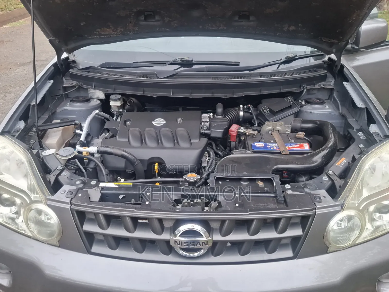 Nissan X-Trail 2011 Brown
