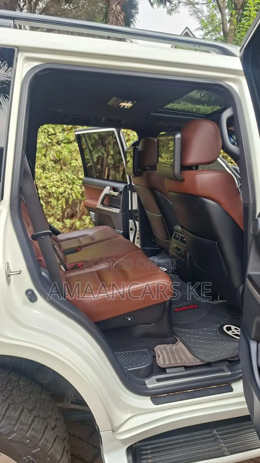 Toyota Land Cruiser 4.6 V8 ZX 2016 White