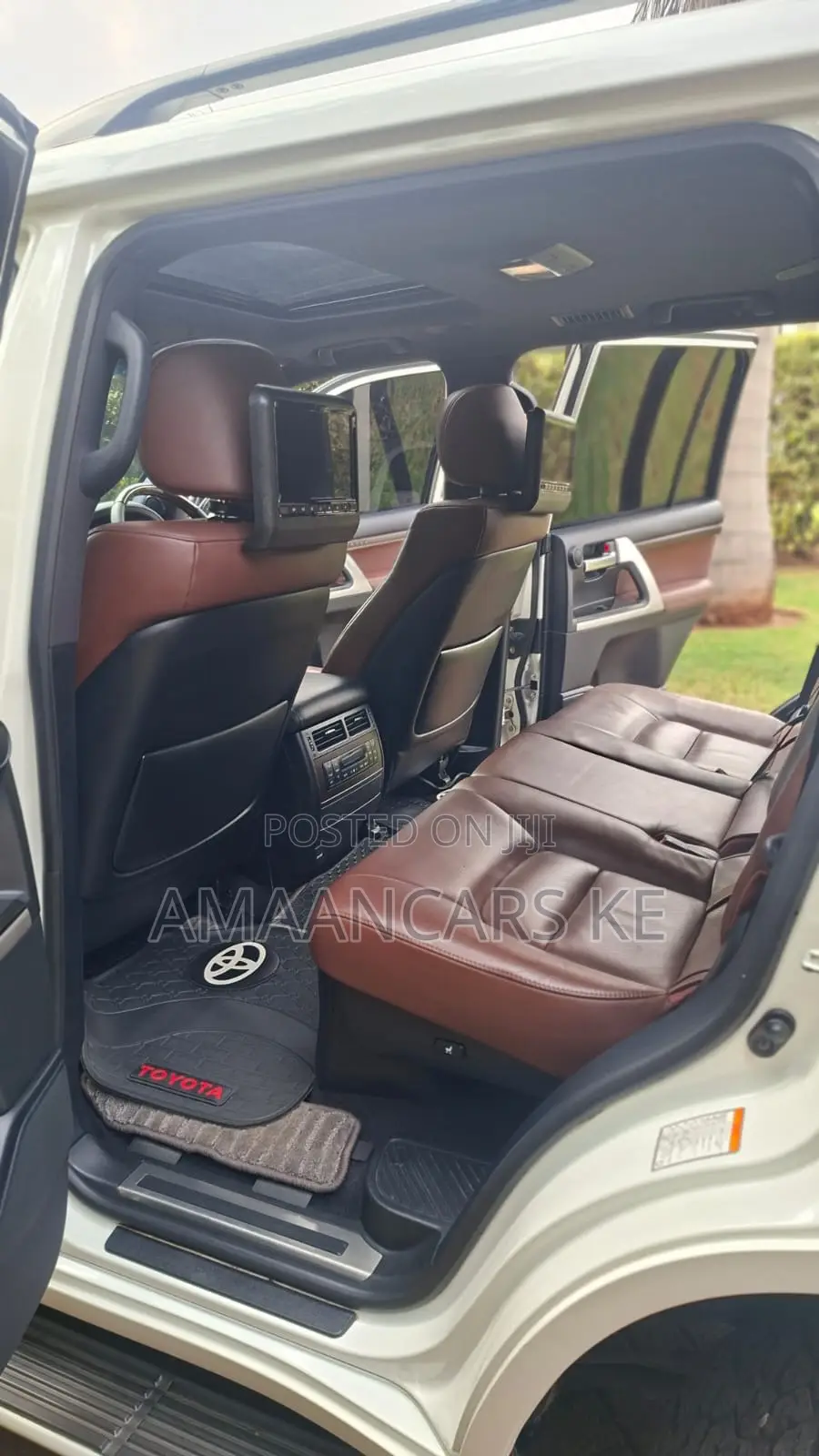 Toyota Land Cruiser 4.6 V8 ZX 2016 White