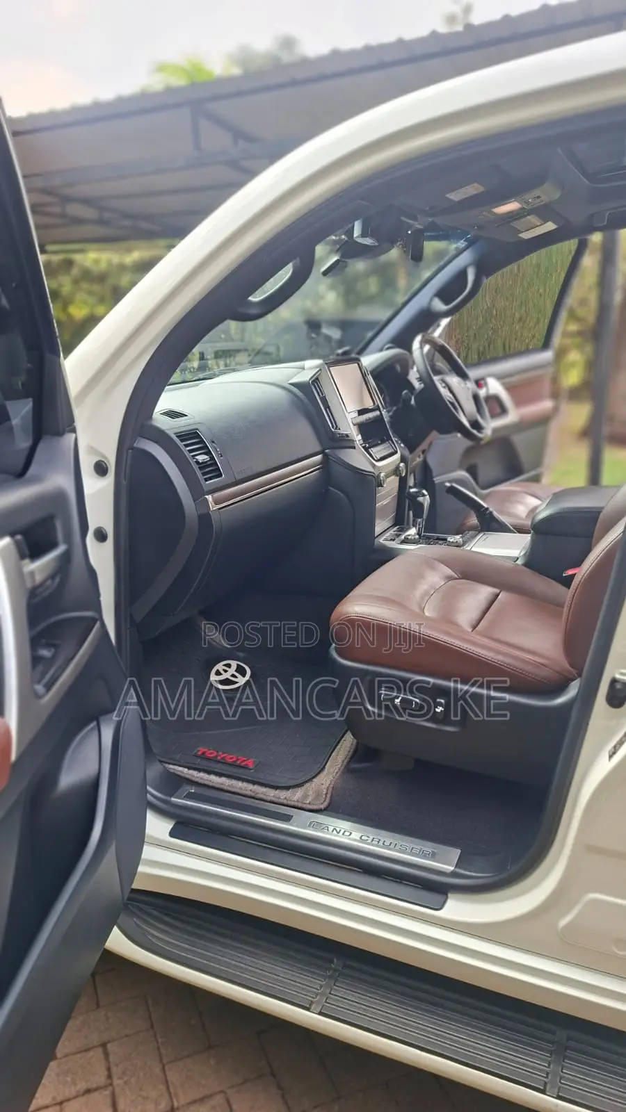 Toyota Land Cruiser 4.6 V8 ZX 2016 White