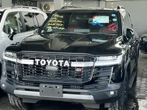 Toyota Land Cruiser 2022 Matt Black