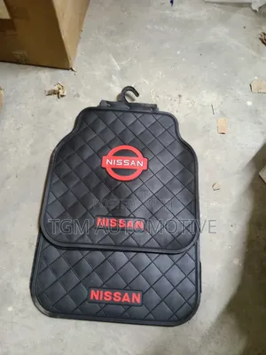 Nissan Floor Mats Black