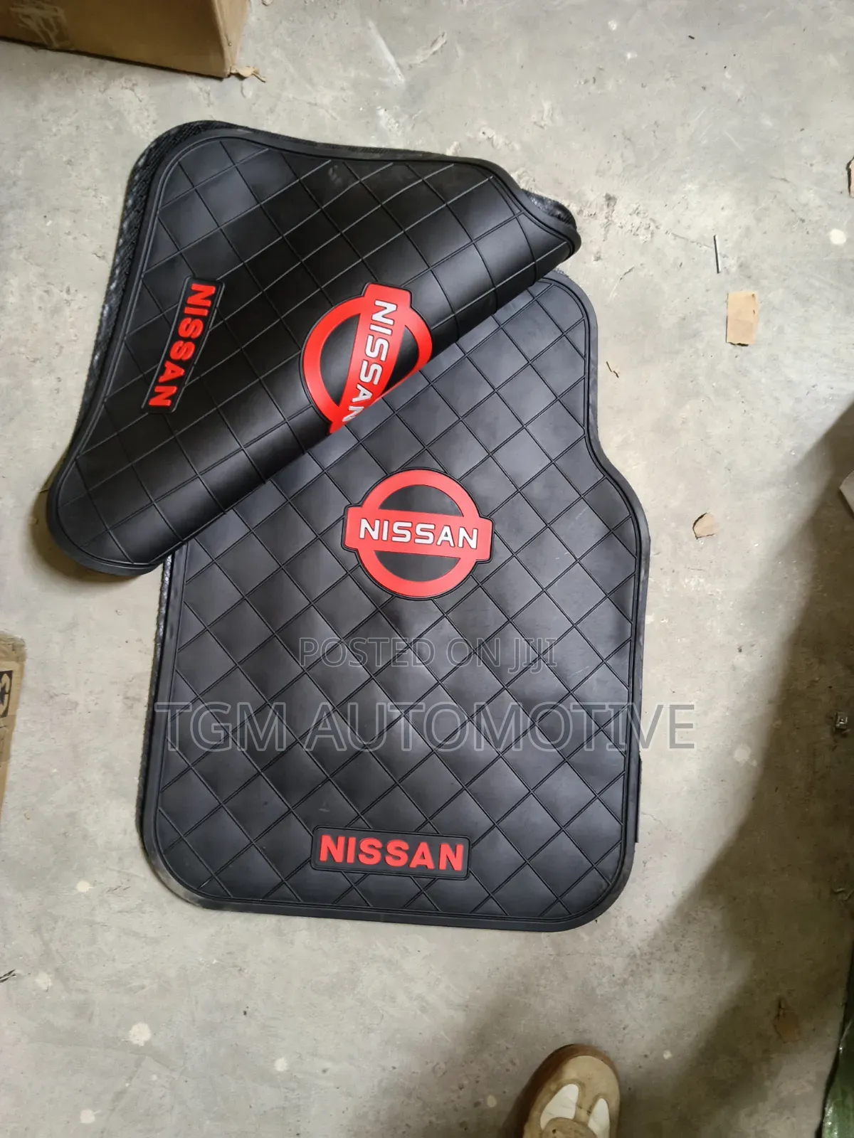 Nissan Floor Mats Black