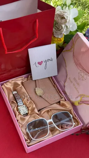 Girlfriend's Day Watch Gift Set