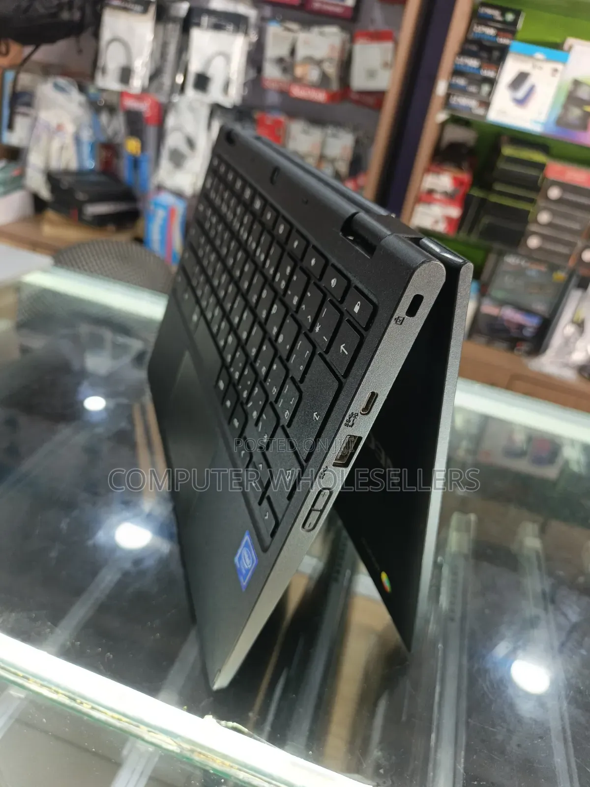Laptop NEC 4GB Intel Celeron SSD 32GB