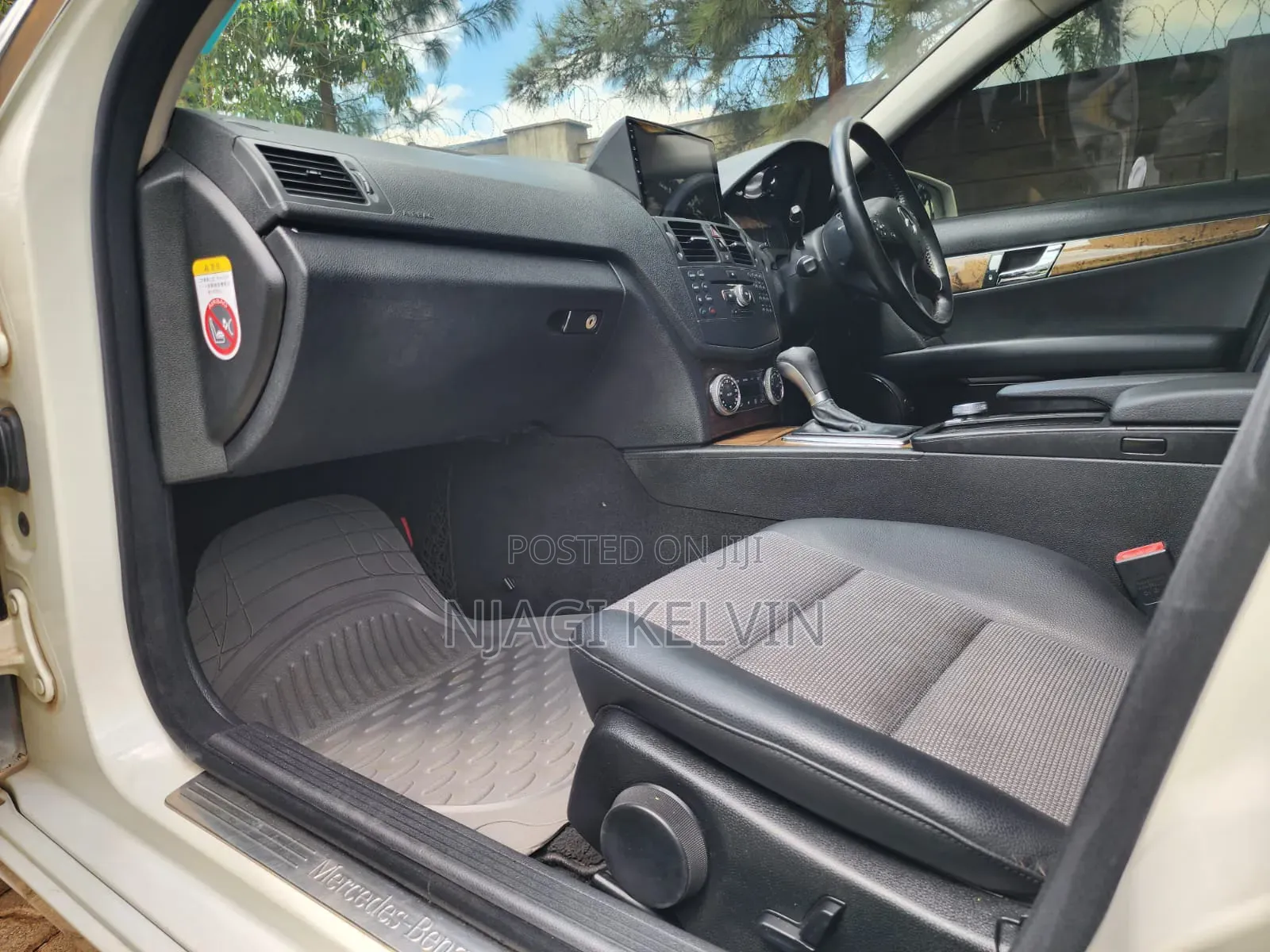 Mercedes-Benz C200 2010 White