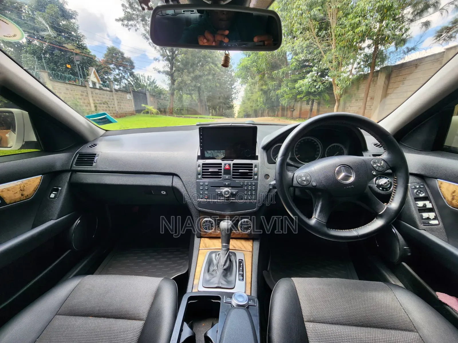 Mercedes-Benz C200 2010 White