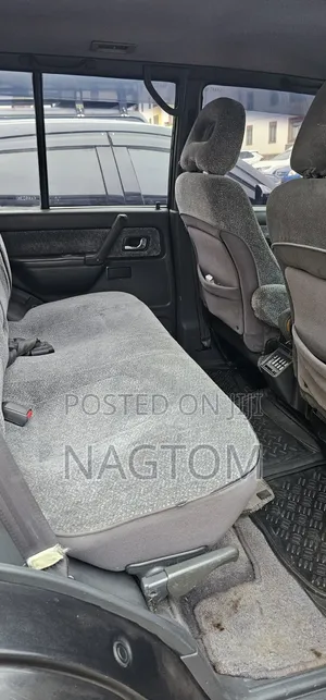 Mitsubishi Pajero 1994 Blue