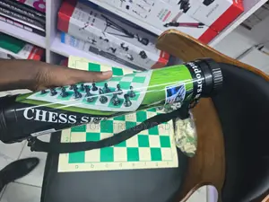 Portable Tournament Chess Set With Vinyl Chess Mat