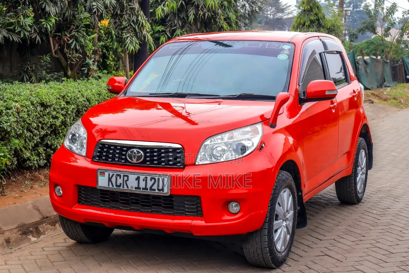 Toyota Rush 2012 Red