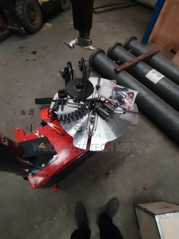 High Performance and Professional Tyre Changer STC 768R Sunshine - thumbnail 4