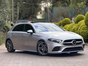 Mercedes-Benz A-Class 2018 Silver