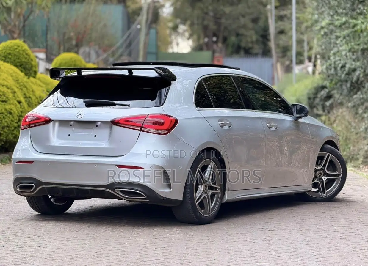 Mercedes-Benz A-Class 2018 Silver