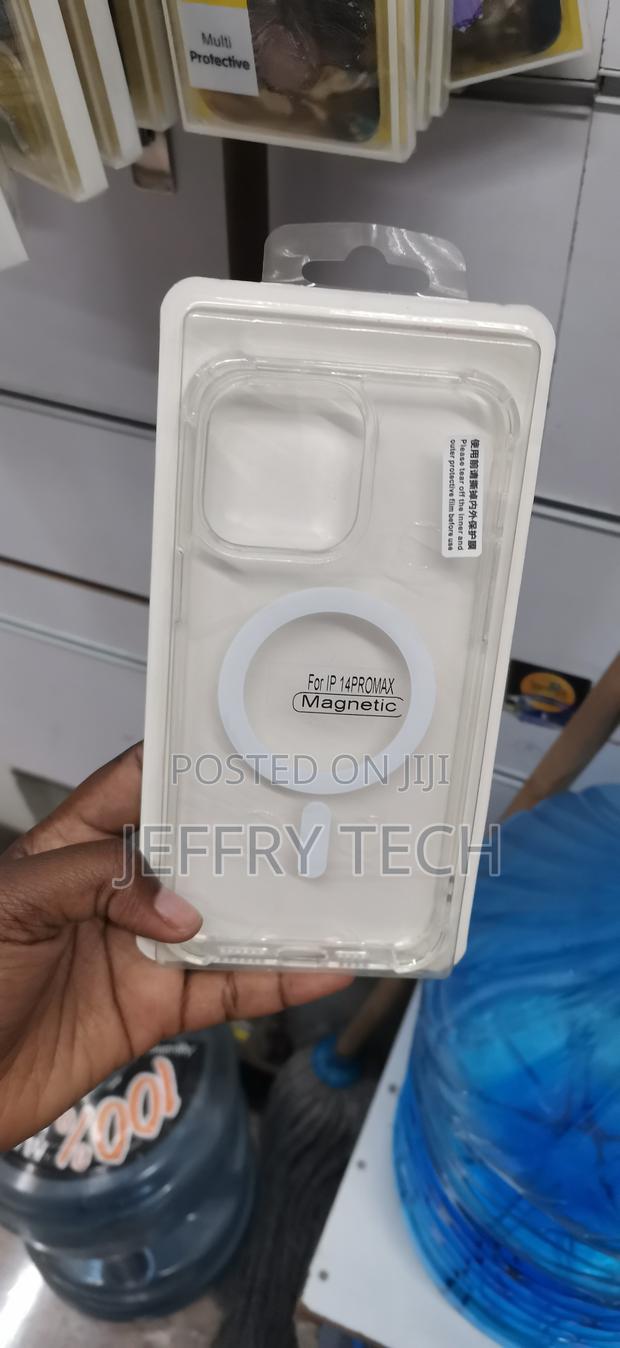 iPhone 14 Pro Max Crystal Clear Aesthetic COVER