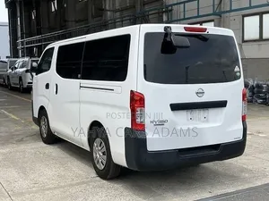 Nissan Caravan (Urvan) 2020 White