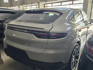 Porsche Cayenne Base AWD 2020 Ivory