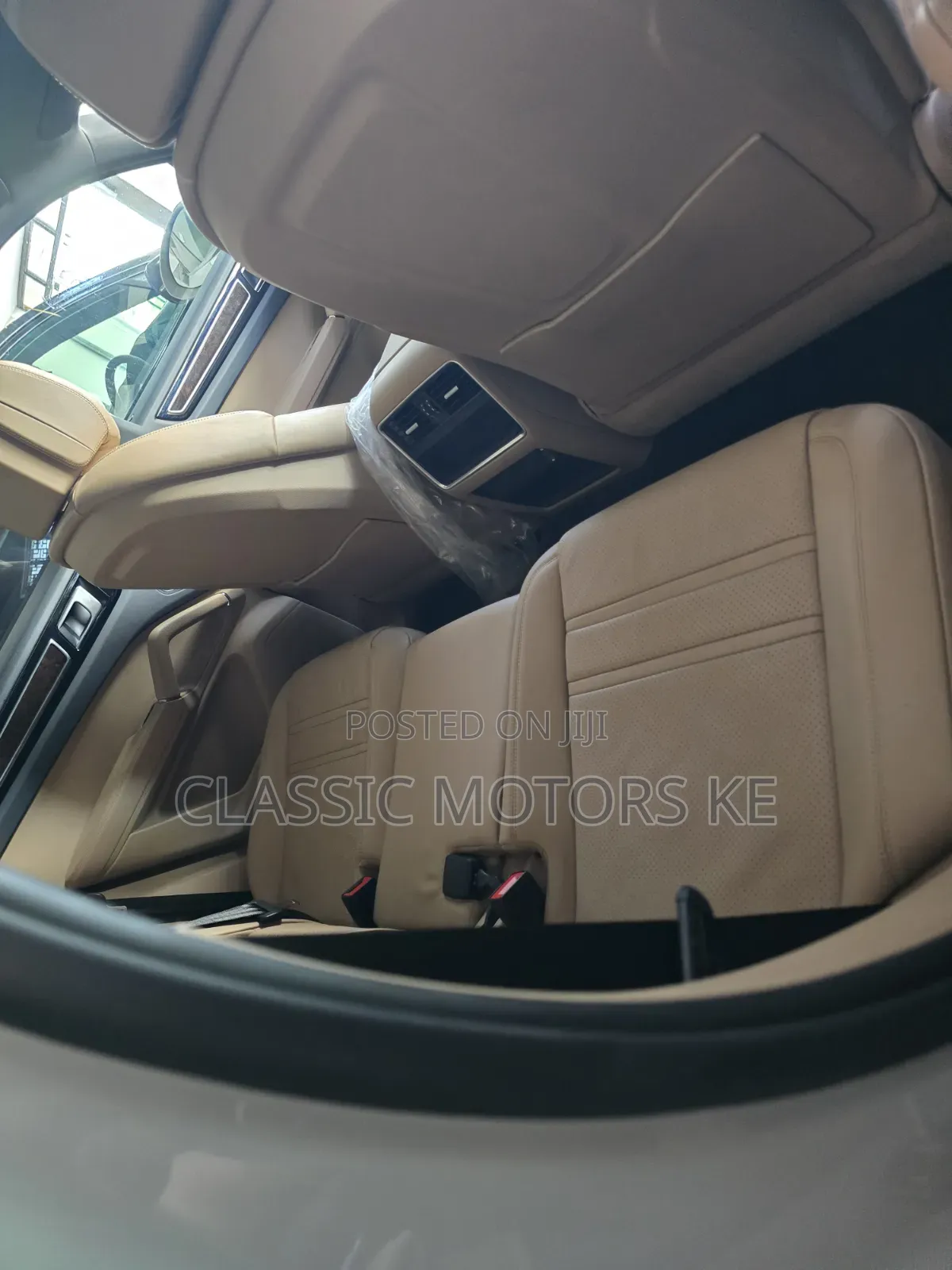 Porsche Cayenne Base AWD 2020 Ivory