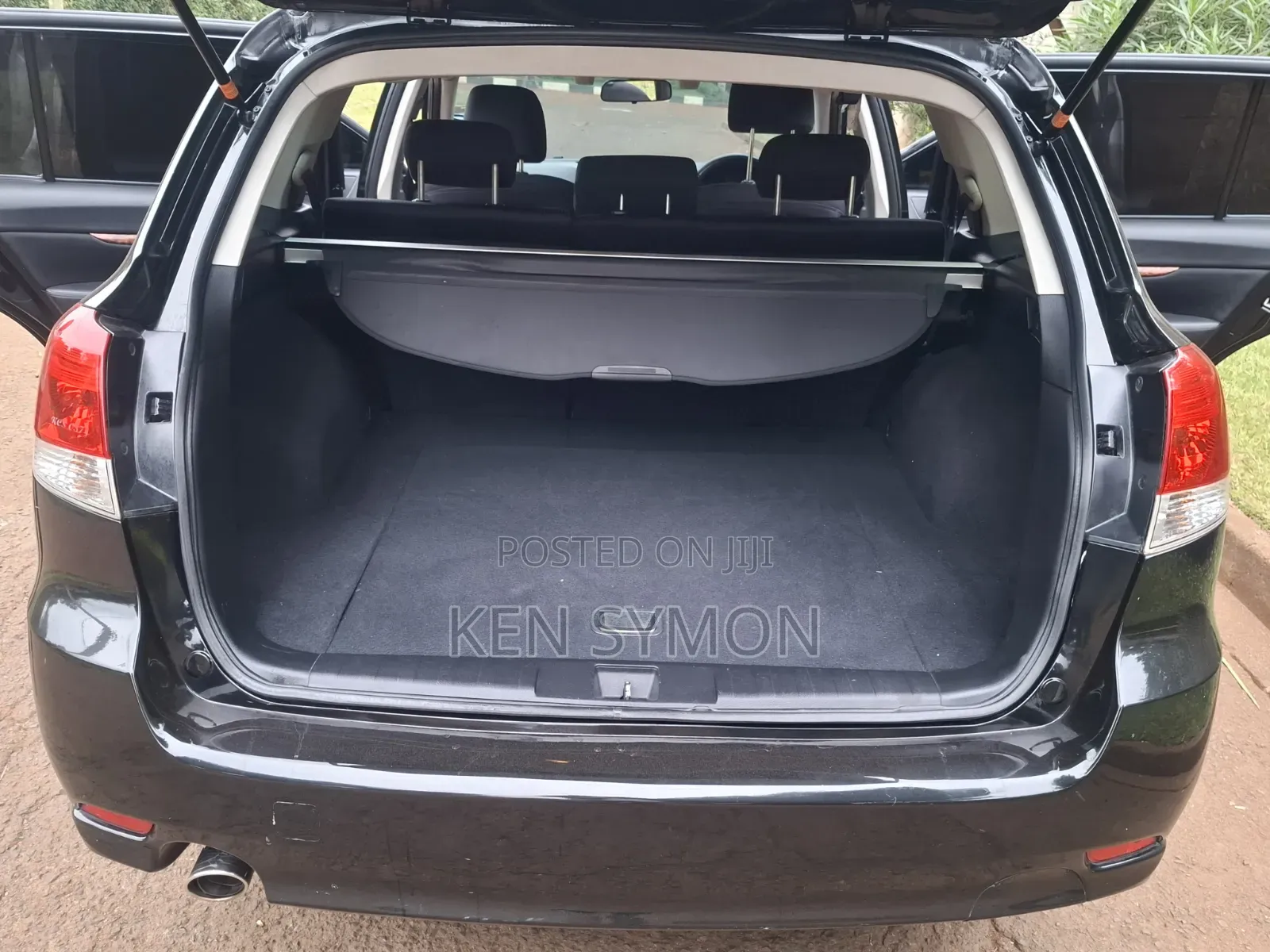 Subaru Legacy 2012 Black