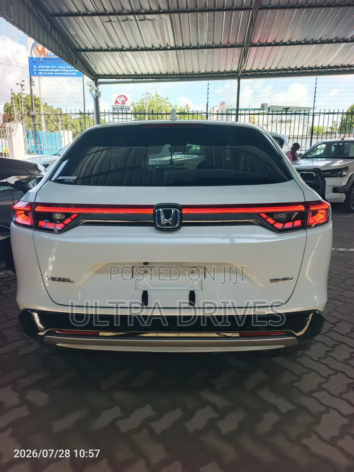 Honda Vezel 2021 White