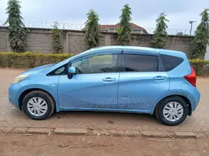 Nissan Note 2014 Blue