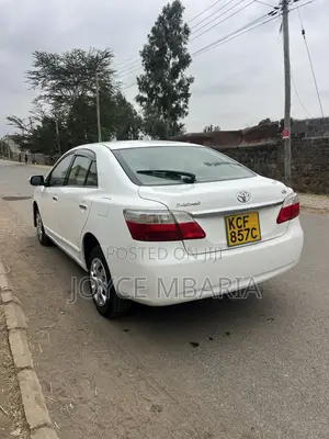 Toyota Premio 2011 White