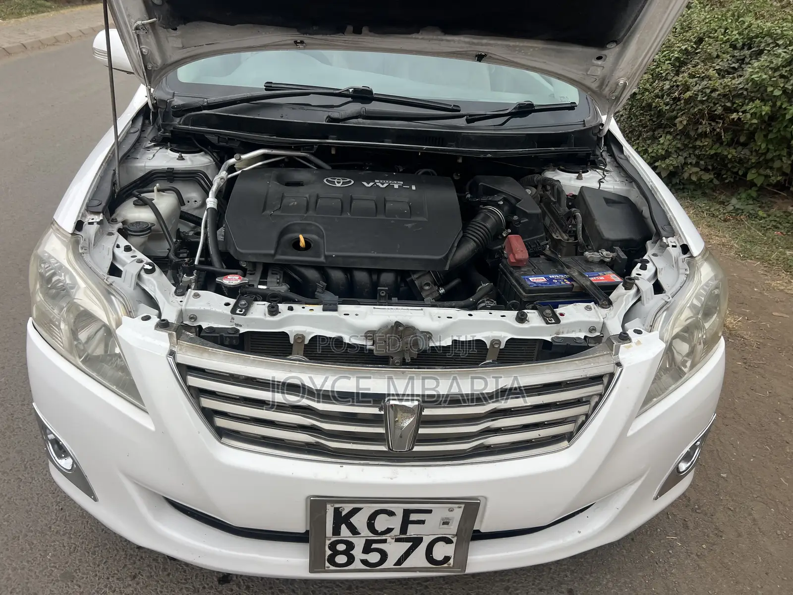 Toyota Premio 2011 White