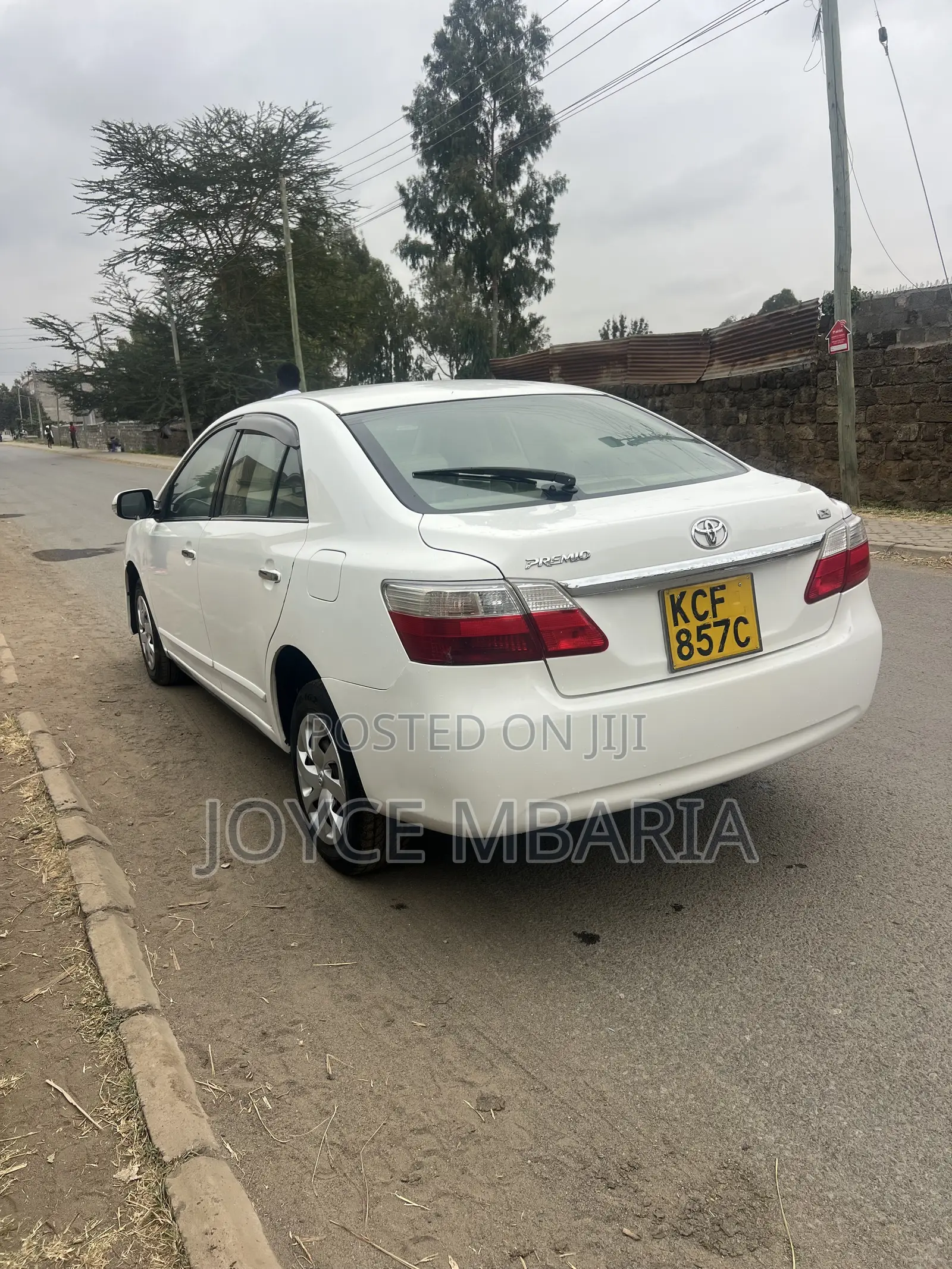 Toyota Premio 2011 White