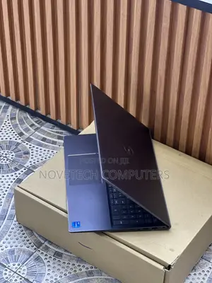 Laptop Dell Inspiron 15 5502 8GB Intel Core i5 SSD 256GB