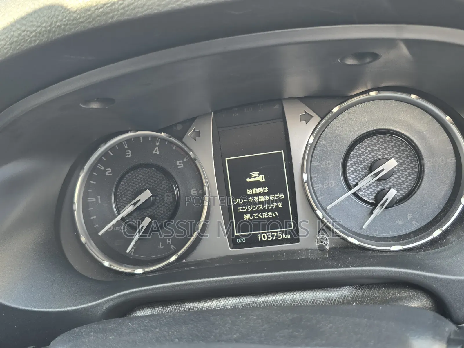 Toyota Hilux 2021 Gold