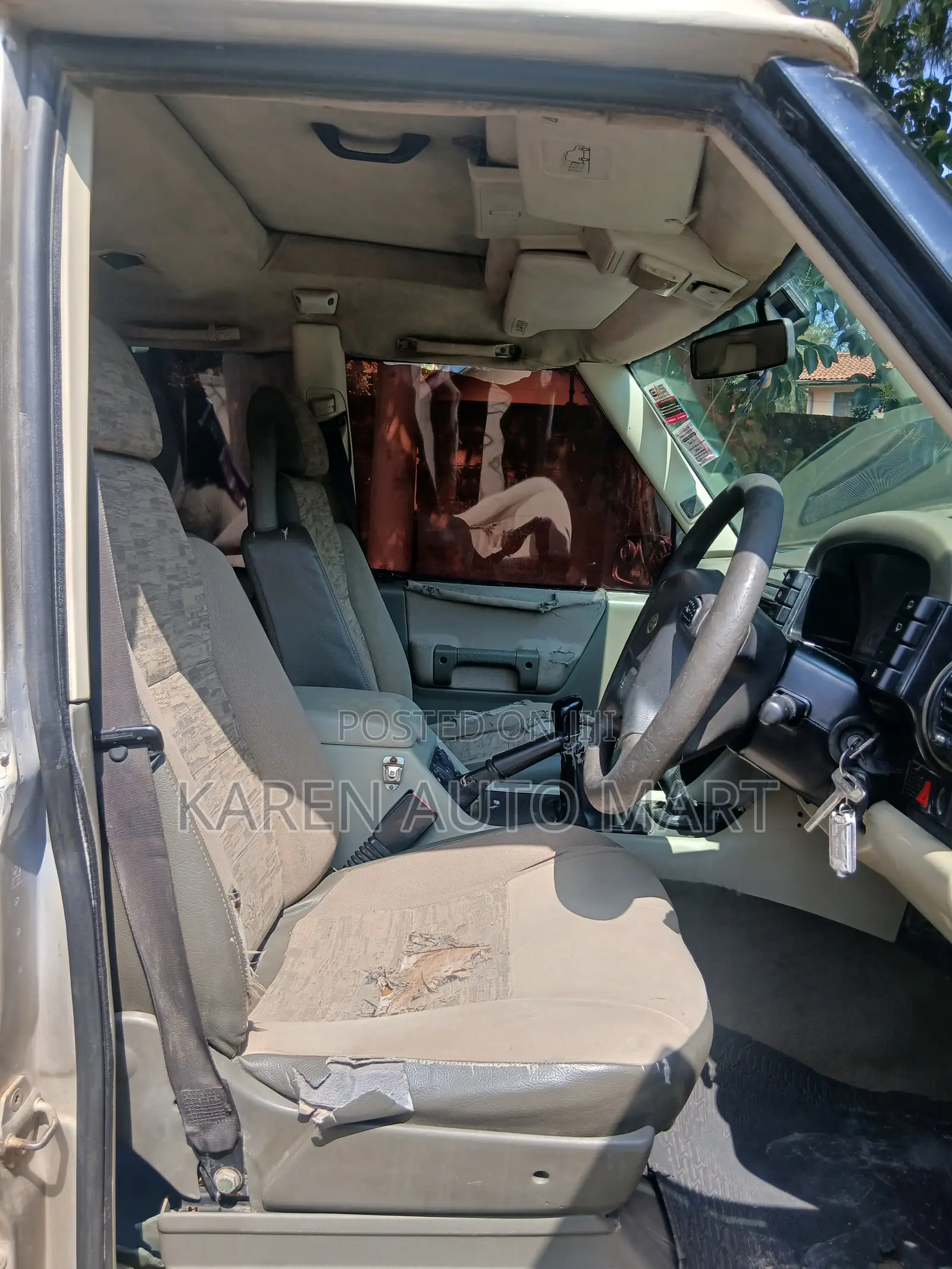 Land Rover Discovery 2003 Gold
