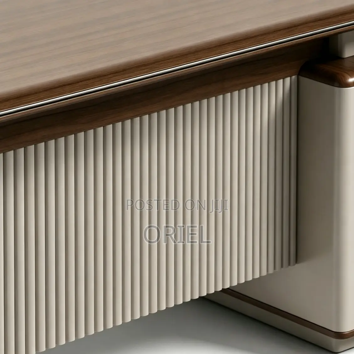 Office Desk : 1.6 Metres Executive L-Shaped Office Table