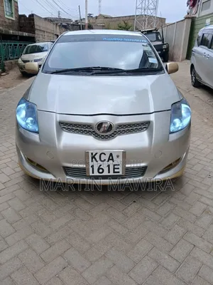 Toyota Auris 2009 Silver