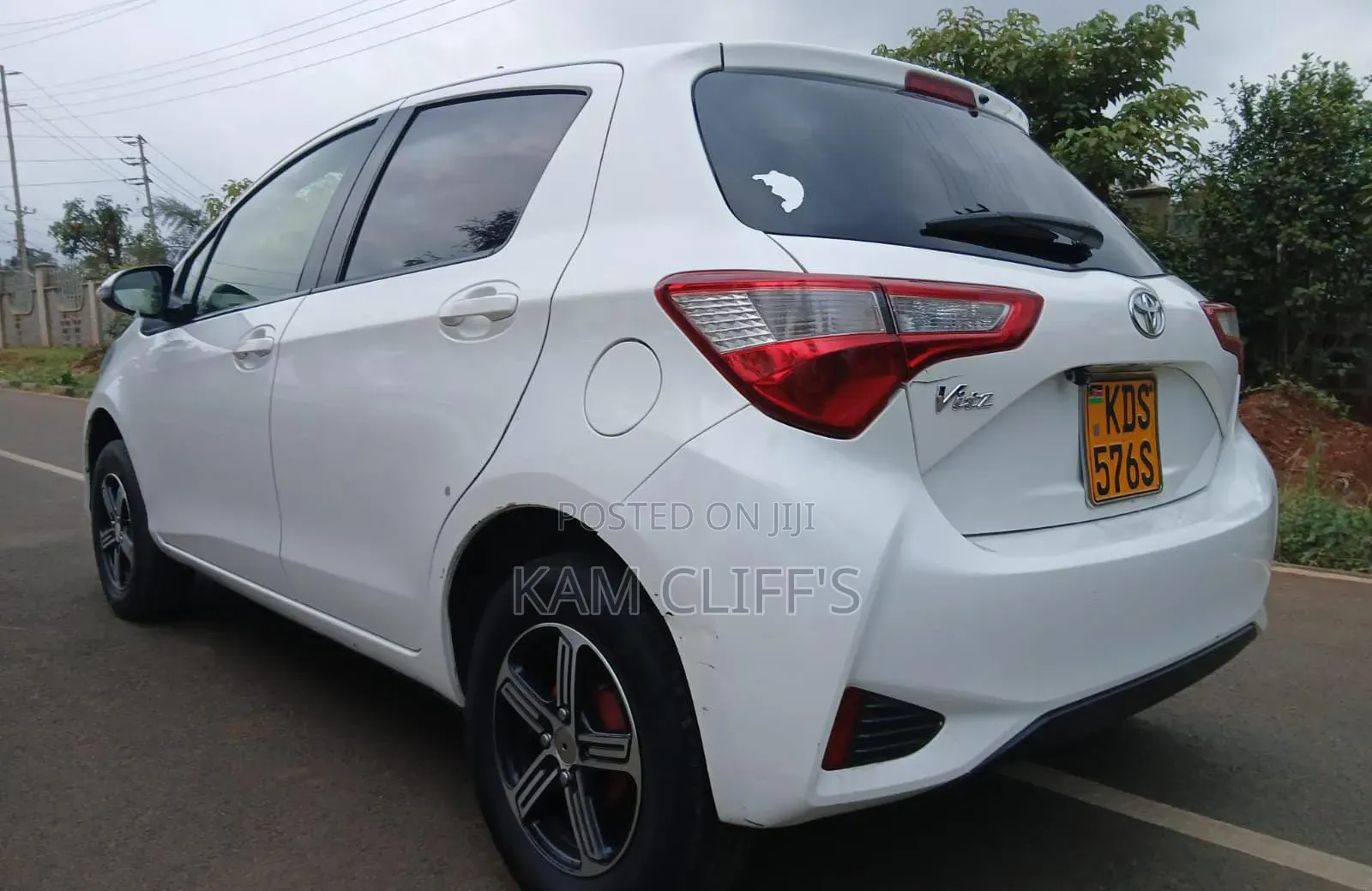 Toyota Vitz 2018 Pearl