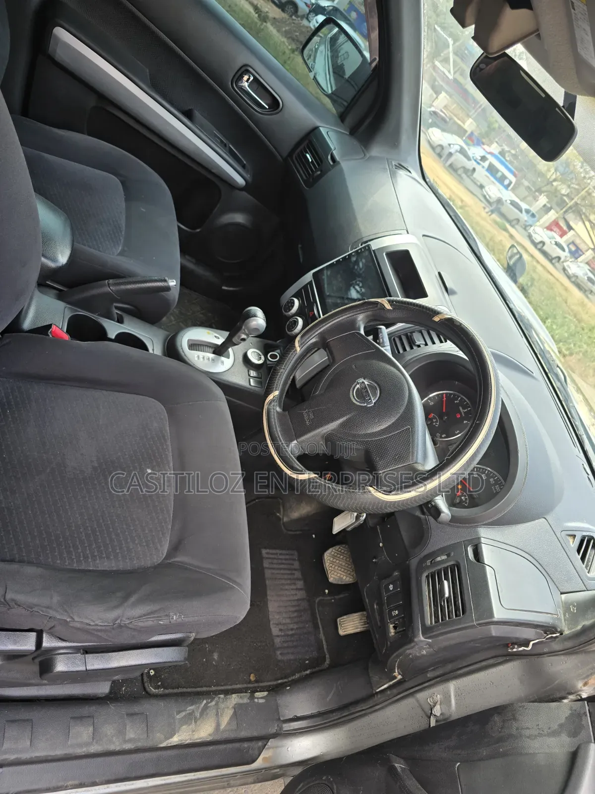Nissan X-Trail 2010 Gray
