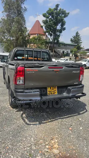 Toyota Hilux Revo Double Cab Deisel 2.4 RWD 2021 Gray