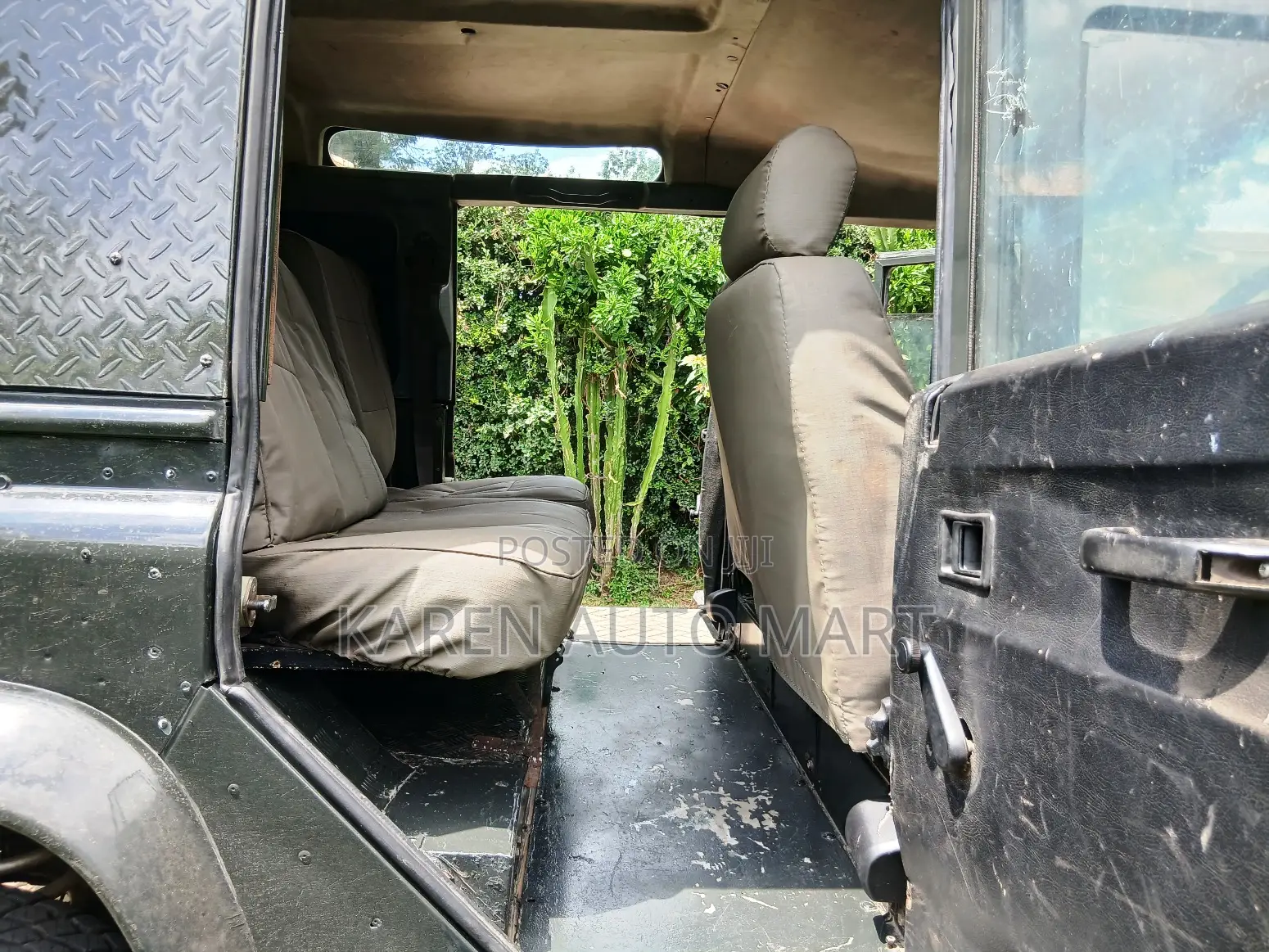 Land Rover Defender 1998 Green