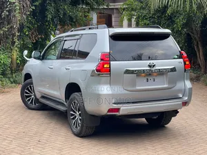 Toyota Land Cruiser Prado 2019 Silver