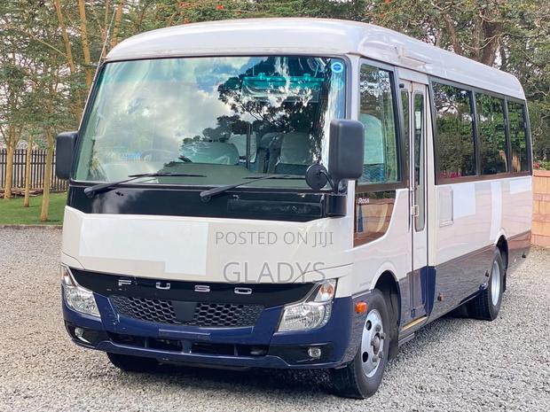 Mitsubishi Fuso Rosa 2019 - main view