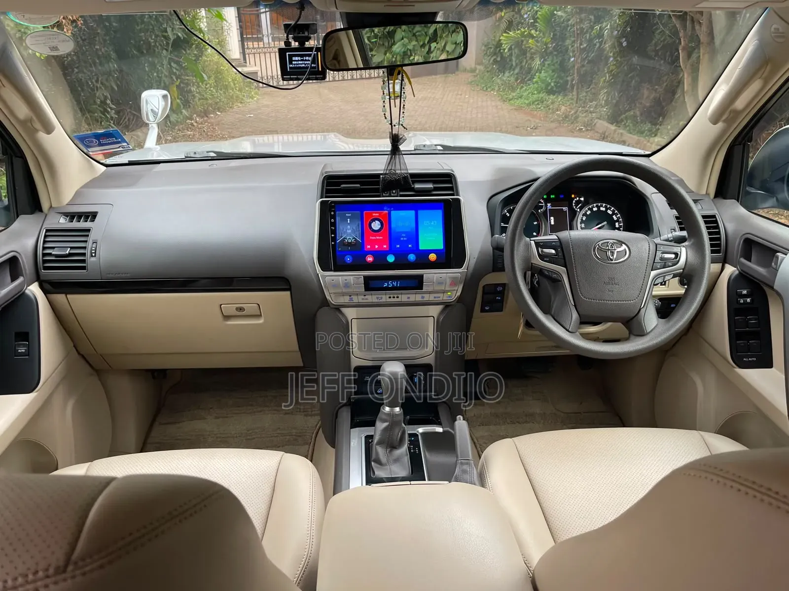 Toyota Land Cruiser Prado 2019 Silver